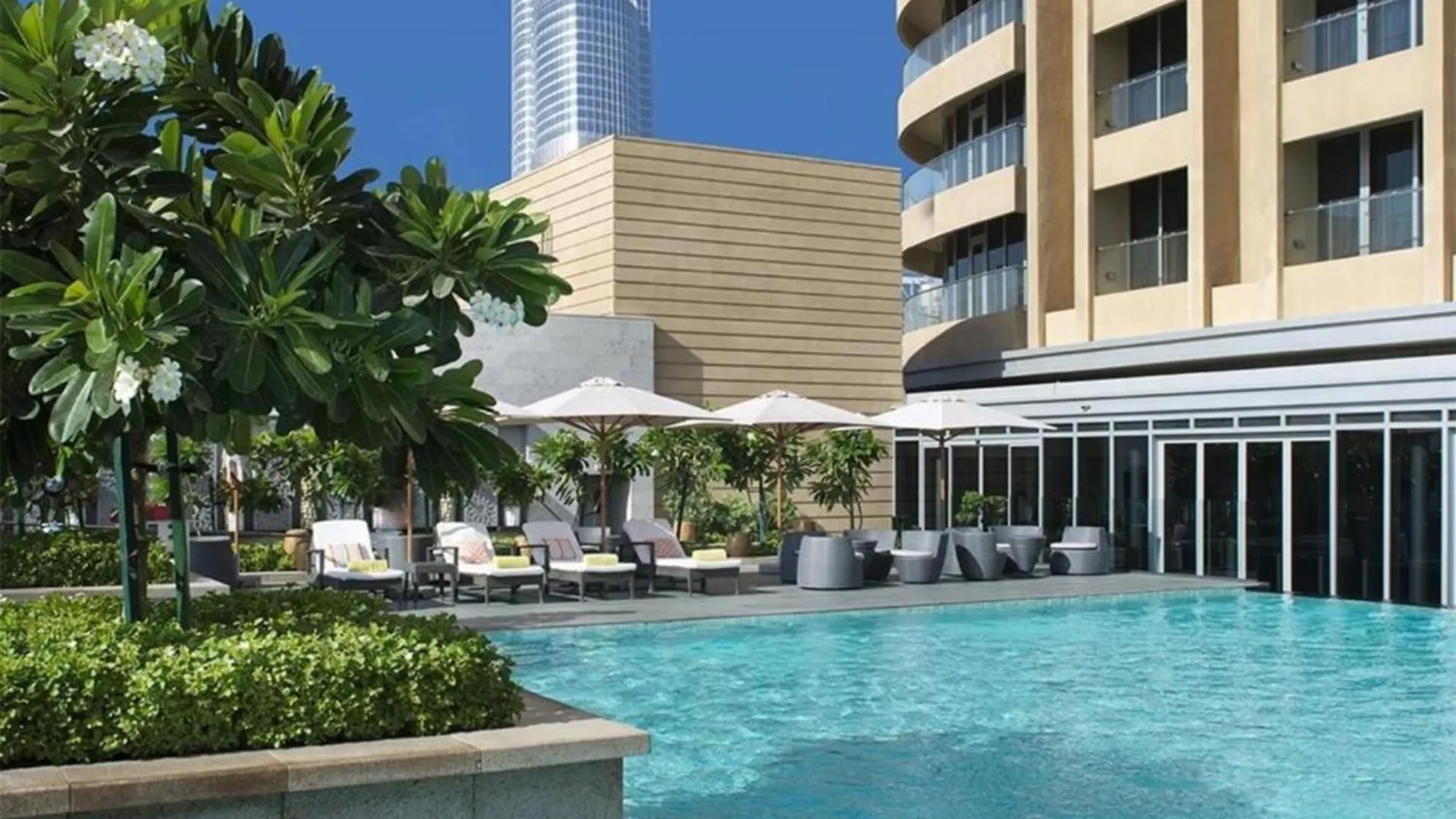 아파트 Maison Privee - Dazzling Studio With Direct Burj Khalifa Views 두바이